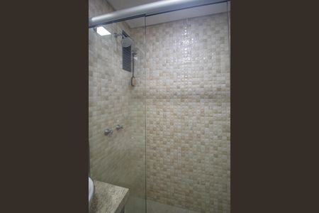 Apartamento à venda com 109m², 2 quartos e 2 vagasBanheiro da Suíte