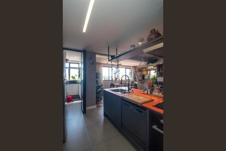 Apartamento à venda com 109m², 2 quartos e 2 vagasCozinha