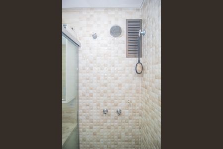 Apartamento à venda com 109m², 2 quartos e 2 vagasBanheiro da Suíte