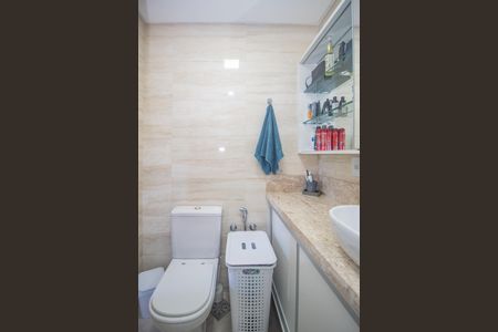 Apartamento à venda com 109m², 2 quartos e 2 vagasBanheiro da Suíte