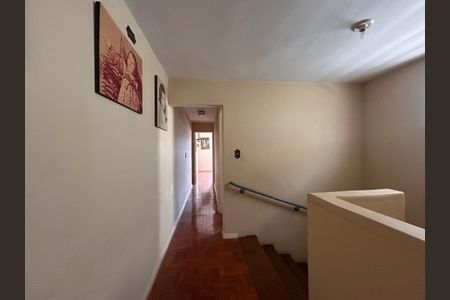 Casa para alugar com 140m², 3 quartos e 2 vagas Casa para alugar com 140m², 3 quartos e 2 vagasCorredor