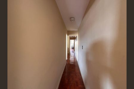 Casa para alugar com 140m², 3 quartos e 2 vagas Casa para alugar com 140m², 3 quartos e 2 vagasCorredor