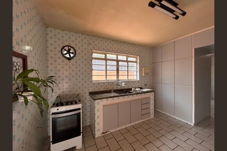 Casa para alugar com 140m², 3 quartos e 2 vagas Casa para alugar com 140m², 3 quartos e 2 vagasCozinha