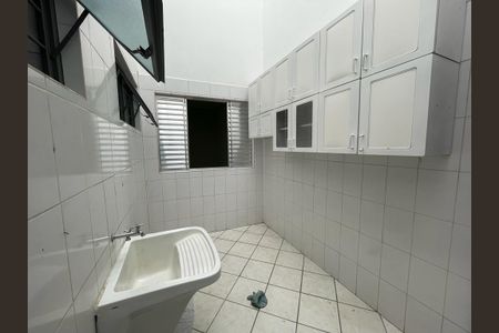 Área de Serviço de casa para alugar com 3 quartos, 182m² em Jardim Simus, Sorocaba