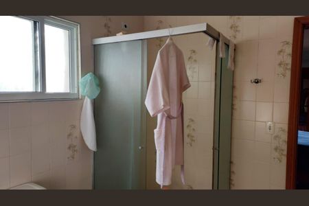 Casa à venda com 300m², 3 quartos e 1 vaga Casa à venda com 300m², 3 quartos e 1 vagaBanheiro da Suíte