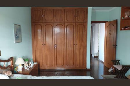 Casa à venda com 300m², 3 quartos e 1 vaga Casa à venda com 300m², 3 quartos e 1 vagaQuarto 1