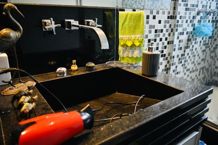 Casa à venda com 132m², 3 quartos e 2 vagasBanheiro da Suíte