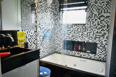 Casa à venda com 132m², 3 quartos e 2 vagasBanheiro da Suíte