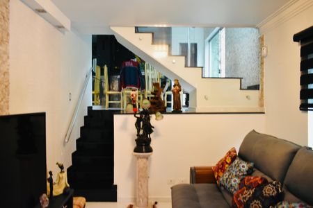 Casa à venda com 132m², 3 quartos e 2 vagasSala