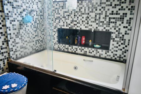 Casa à venda com 132m², 3 quartos e 2 vagasBanheiro da Suíte