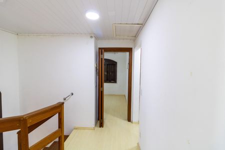 Casa de condomínio à venda com 117m², 3 quartos e 2 vagas Casa de condomínio à venda com 117m², 3 quartos e 2 vagasCorredor