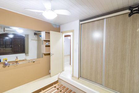 Casa de condomínio à venda com 117m², 3 quartos e 2 vagas Casa de condomínio à venda com 117m², 3 quartos e 2 vagasSuíte