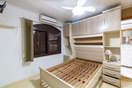 Casa de condomínio à venda com 117m², 3 quartos e 2 vagas Casa de condomínio à venda com 117m², 3 quartos e 2 vagasSuíte