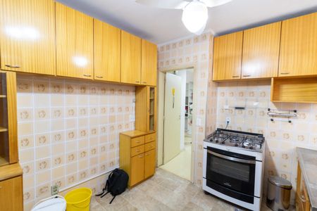 Casa de condomínio à venda com 117m², 3 quartos e 2 vagas Casa de condomínio à venda com 117m², 3 quartos e 2 vagasCozinha