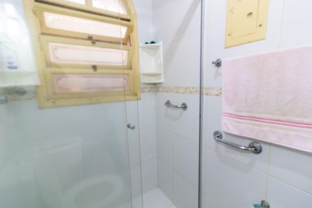 Casa de condomínio à venda com 117m², 3 quartos e 2 vagas Casa de condomínio à venda com 117m², 3 quartos e 2 vagasBanheiro Social