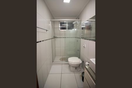Banheiro de apartamento para alugar com 1 quarto, 48m² em Cidade Baixa, Porto Alegre