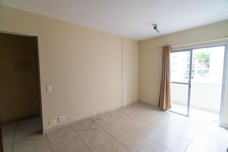 Sala de apartamento para alugar com 1 quarto, 49m² em Parque Imperial, São Paulo