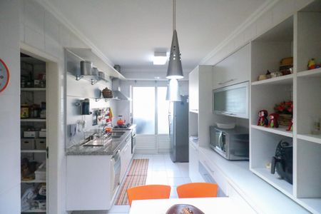 Apartamento à venda com 154m², 3 quartos e 3 vagasCozinha