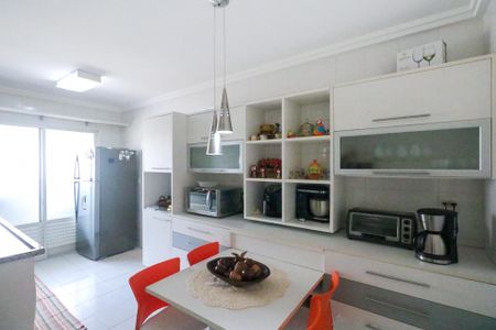 Apartamento à venda com 154m², 3 quartos e 3 vagasCozinha