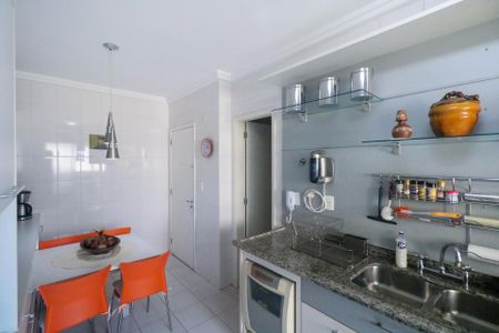 Apartamento à venda com 154m², 3 quartos e 3 vagasCozinha