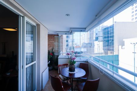 Apartamento à venda com 154m², 3 quartos e 3 vagasVaranda da Sala