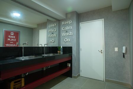 Studio à venda com 24m², 1 quarto e sem vaga Studio à venda com 24m², 1 quarto e sem vagaÁrea comum - Lavanderia