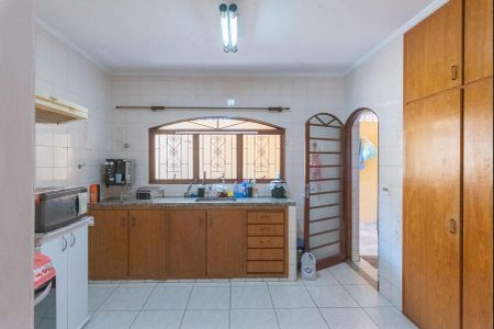 Casa à venda com 250m², 4 quartos e 4 vagas Casa à venda com 250m², 4 quartos e 4 vagasCozinha