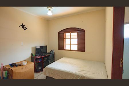 Casa à venda com 250m², 4 quartos e 4 vagas Casa à venda com 250m², 4 quartos e 4 vagasSuíte 2