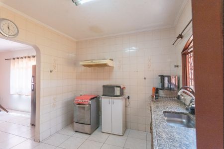 Casa à venda com 250m², 4 quartos e 4 vagas Casa à venda com 250m², 4 quartos e 4 vagasCozinha