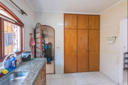 Casa à venda com 250m², 4 quartos e 4 vagas Casa à venda com 250m², 4 quartos e 4 vagasCozinha