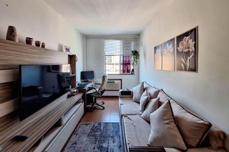 Apartamento à venda com 50m², 2 quartos e 1 vaga Apartamento à venda com 50m², 2 quartos e 1 vagaSala