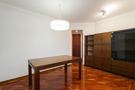 Apartamento à venda com 115m², 3 quartos e 3 vagas Apartamento à venda com 115m², 3 quartos e 3 vagasSala