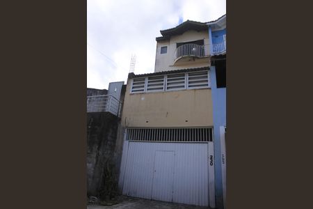 Casa à venda com 550m², 4 quartos e 8 vagasFachada da 2° entrada do imóvel