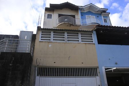 Casa à venda com 550m², 4 quartos e 8 vagasFachada da 2° entrada do imóvel