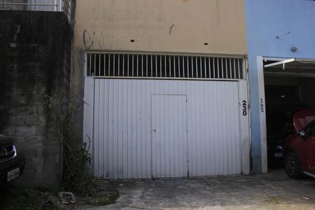 Casa à venda com 550m², 4 quartos e 8 vagasFachada da 2° entrada do imóvel