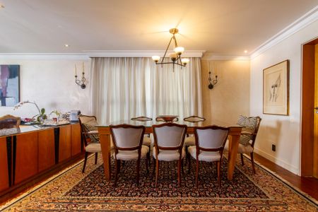 Apartamento à venda com 229m², 4 quartos e 3 vagas Apartamento à venda com 229m², 4 quartos e 3 vagasSala