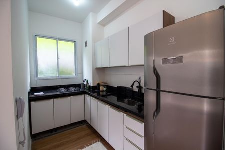 Cozinha de apartamento para alugar com 2 quartos, 51m² em Vila Butantã, São Paulo