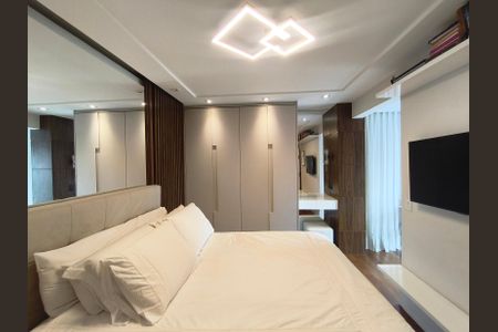 Apartamento à venda com 156m², 3 quartos e 3 vagas Apartamento à venda com 156m², 3 quartos e 3 vagasQuarto