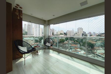 Apartamento à venda com 156m², 3 quartos e 3 vagas Apartamento à venda com 156m², 3 quartos e 3 vagasEspaço Gourmet
