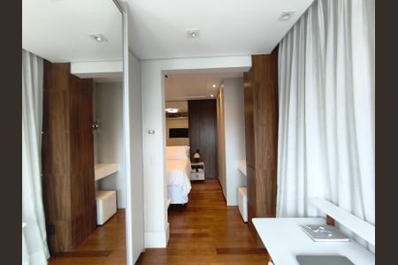 Apartamento à venda com 156m², 3 quartos e 3 vagas Apartamento à venda com 156m², 3 quartos e 3 vagasQuarto