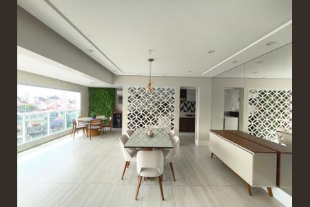 Apartamento à venda com 156m², 3 quartos e 3 vagas Apartamento à venda com 156m², 3 quartos e 3 vagasSala