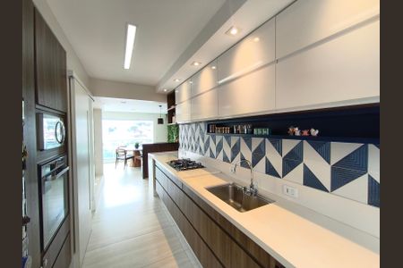 Apartamento à venda com 156m², 3 quartos e 3 vagas Apartamento à venda com 156m², 3 quartos e 3 vagasCozinha