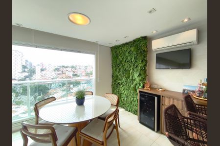 Apartamento à venda com 156m², 3 quartos e 3 vagas Apartamento à venda com 156m², 3 quartos e 3 vagasEspaço Gourmet