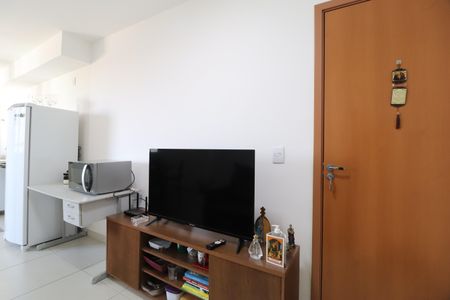 Sala de apartamento para alugar com 2 quartos, 51m² em Chácaras Tubalina E Quartel, Uberlândia