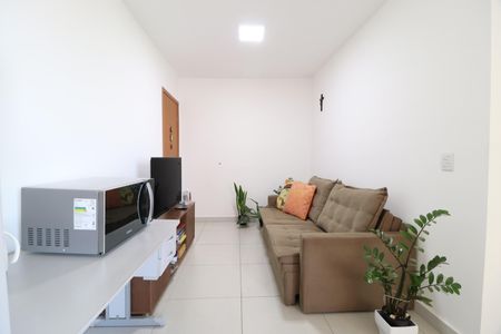 Sala de apartamento para alugar com 2 quartos, 51m² em Chácaras Tubalina E Quartel, Uberlândia
