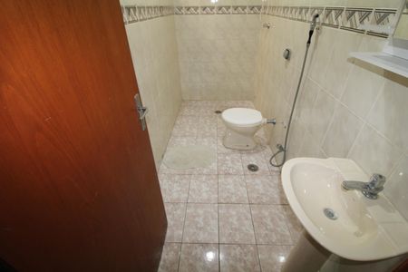 Casa para alugar com 125m², 3 quartos e 4 vagasBanheiro Social