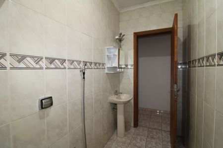 Casa para alugar com 125m², 3 quartos e 4 vagasBanheiro Social