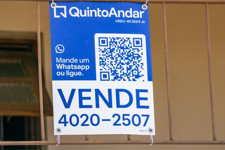 Casa à venda com 92m², 4 quartos e 2 vagasPlaca