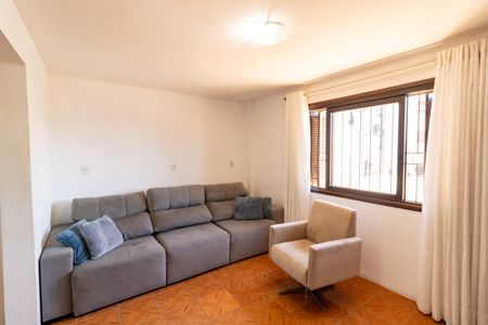 Casa à venda com 92m², 4 quartos e 2 vagasSala de TV