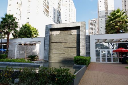 Apartamento à venda com 55m², 2 quartos e 1 vaga Apartamento à venda com 55m², 2 quartos e 1 vagaFachada